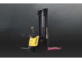 Hyster S2.0S pallet stacker