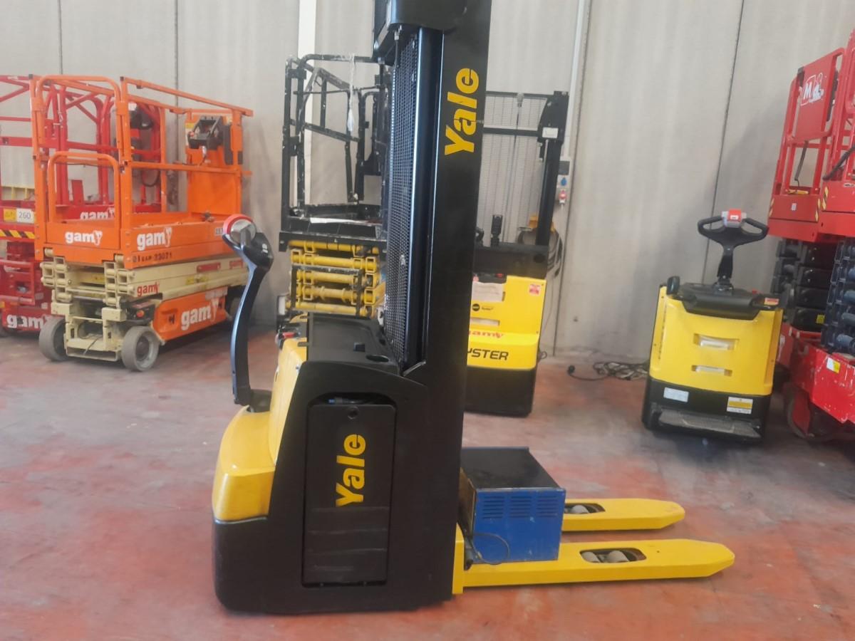 Yale Ms Ac Electric Stacker Gam Online