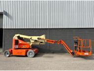 JLG 2005 E400AJP