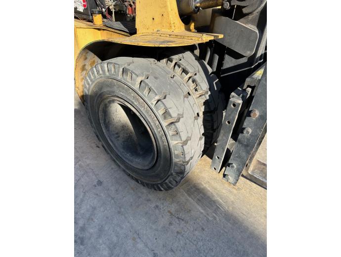 2007 CATERPILLAR DP40KL2