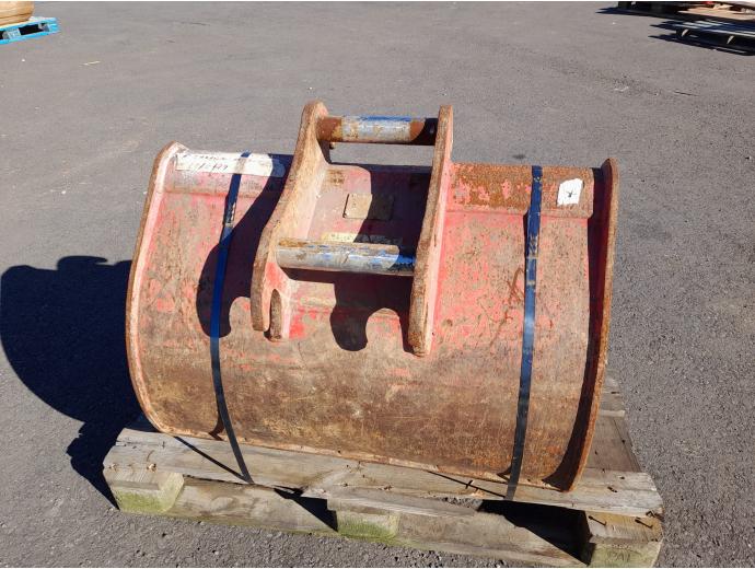 BUCKET ATTACHMENT 900 MM