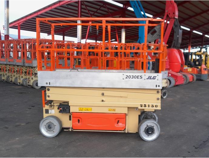 2013 JLG 2030 EN