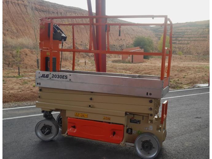 2013 JLG 2030 EN