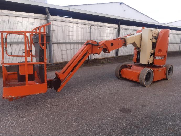 2006 JLG E300AJP