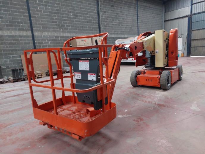 2006 JLG E300AJP