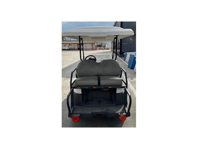 2014 CLUBCAR VILLAGER