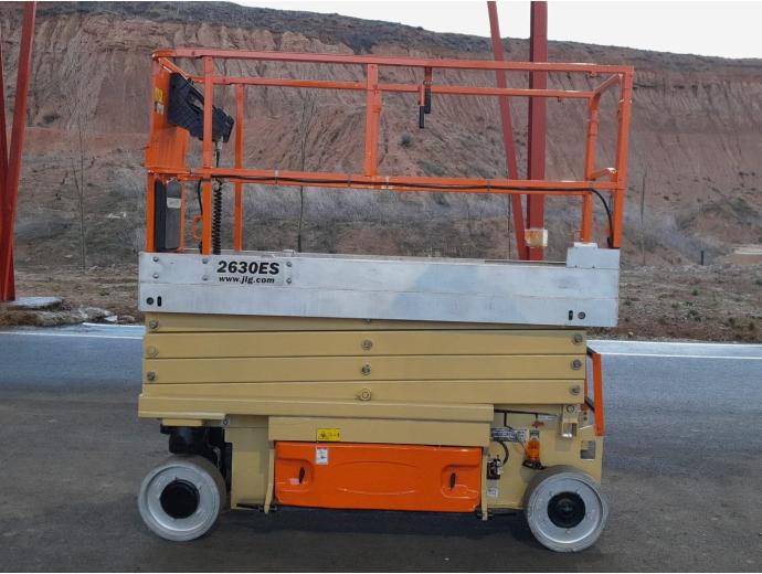 2014 JLG 2630 ES