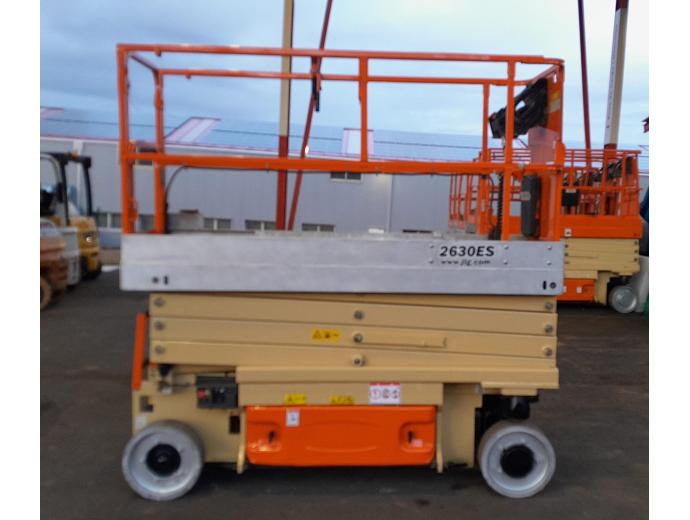 2014 JLG 2630 ES