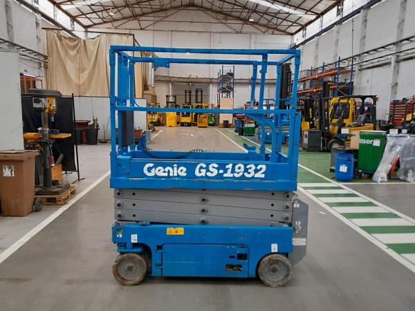 2019 GENIE GS-1932