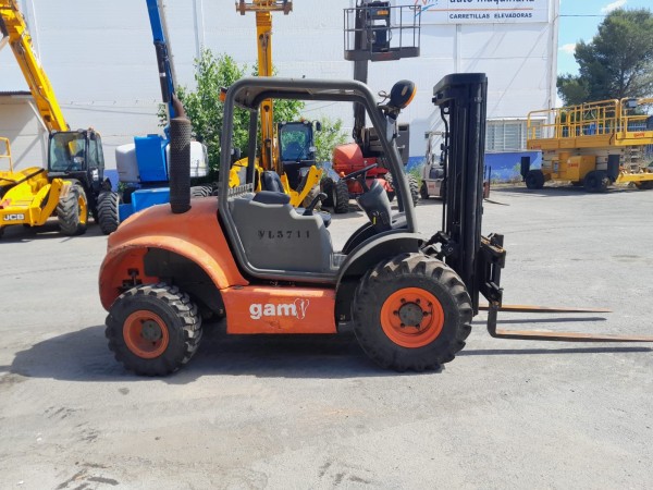 2008 AUSA C-200H X 4