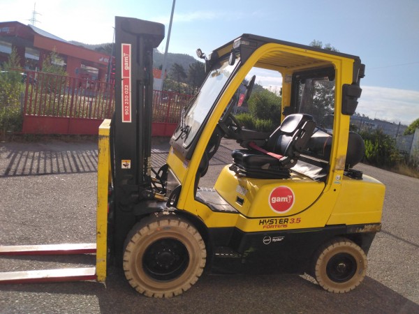2019 HYSTER H3.5FT